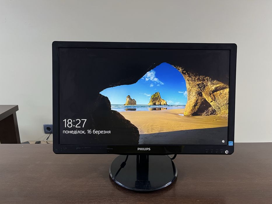 Монітор Philips 226V4L
