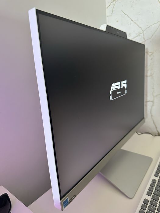 Aio ASUS Advanced M3702WFAK R5/16/512