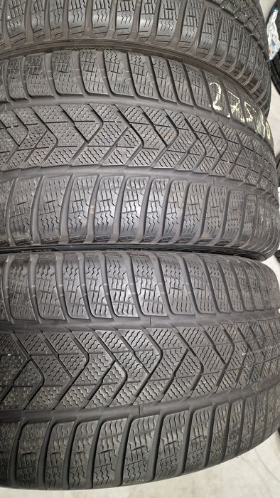 Opony Zimowe Pirelli Sottozero 3 Winter RSC * 245/45 R20 275/40 R20