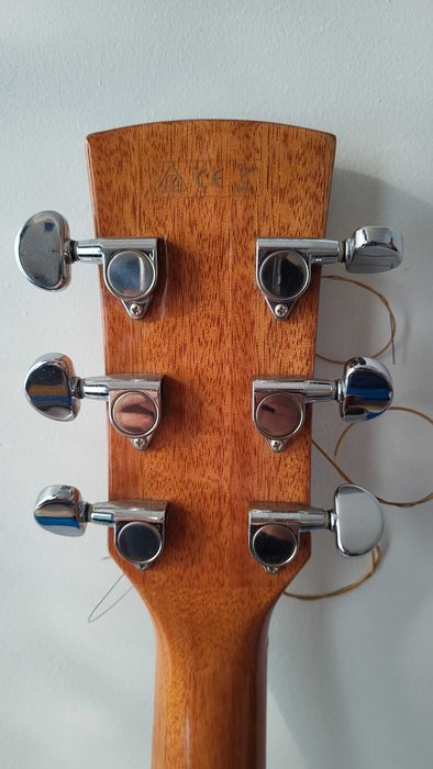 Guitarra eletro-acústica ibanez pF15ECE Natural