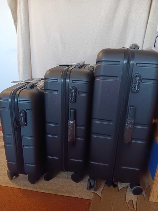 Walizki WINGS 3 sztuki