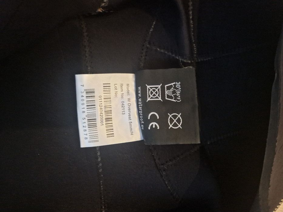 Kafander suchy neoprenowy marki Waterproof