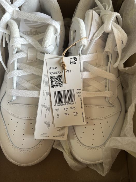 sapatilhas adidas brancas novas