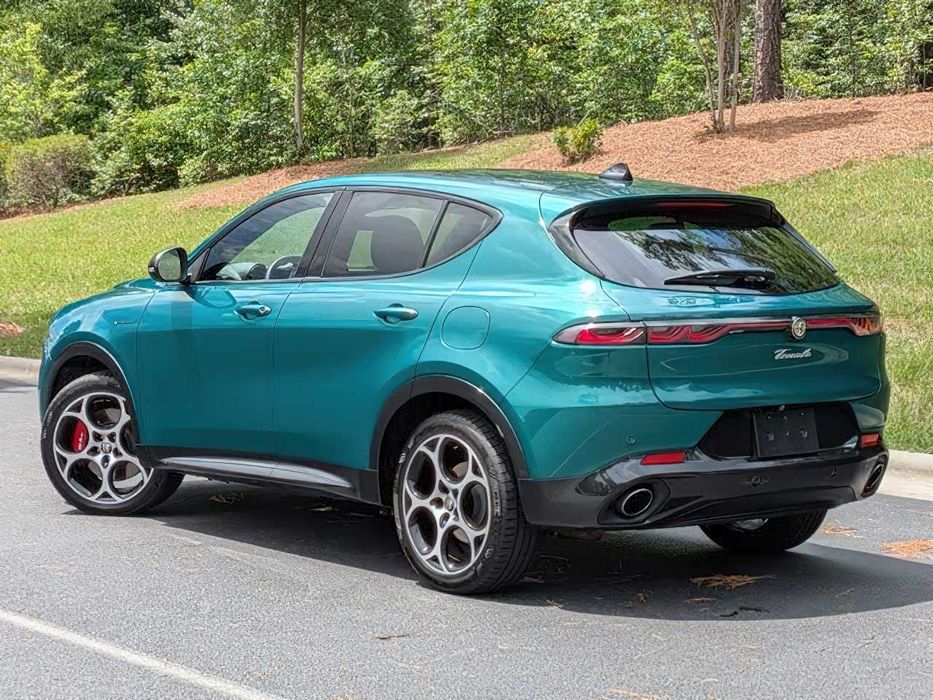 Alfa Romeo Tonale      2024