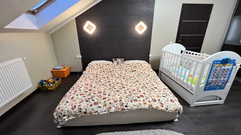 Продається 4 кім. кв. вул. Федьковича район Пасічна