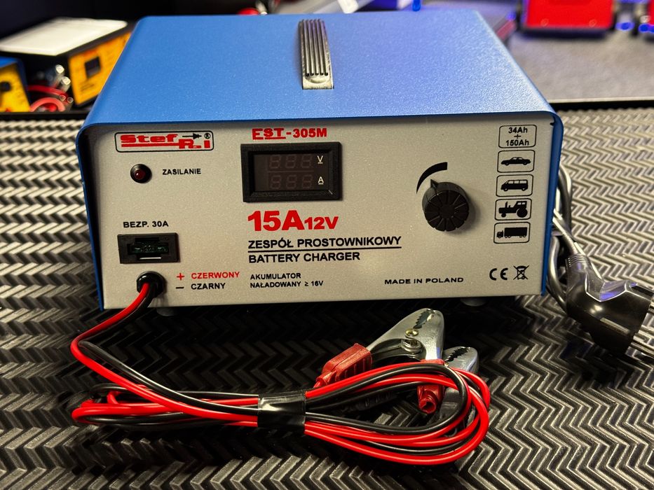 Prostownik EST - 305M 12V / 15A Stef-Pol
