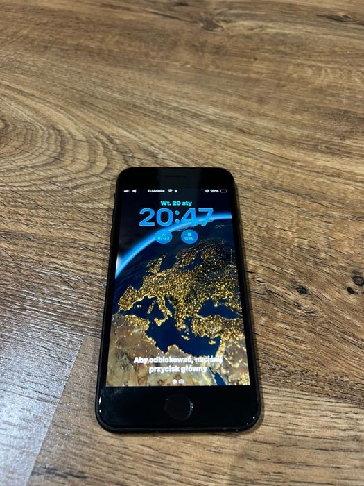 iPhone se apple stan idealny