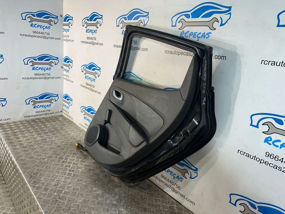 Porta Tras Traseira Direito Renault Clio 4 MK4 IV 5 Portas 2012 - 2020