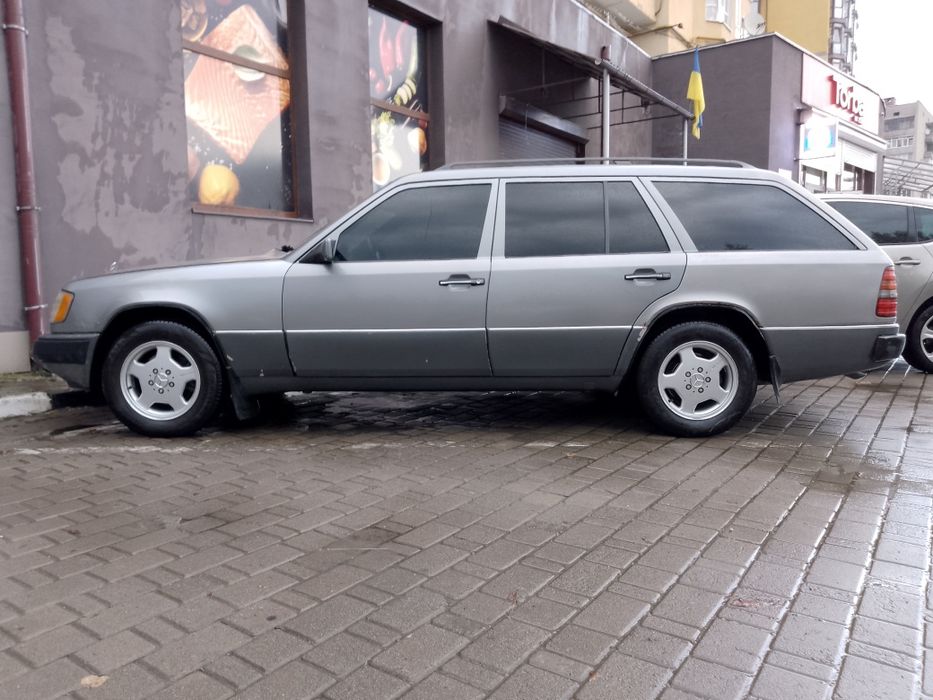 Mercedes Benz W124