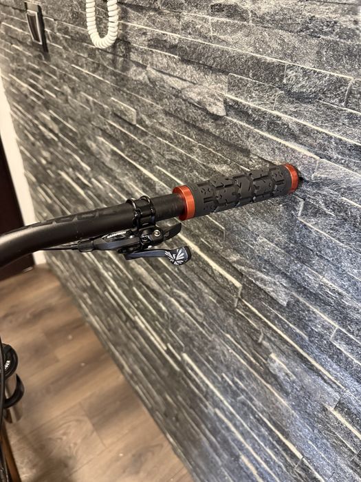 Dartmoor Primal 29 M Lyric sram gx g2 rsc