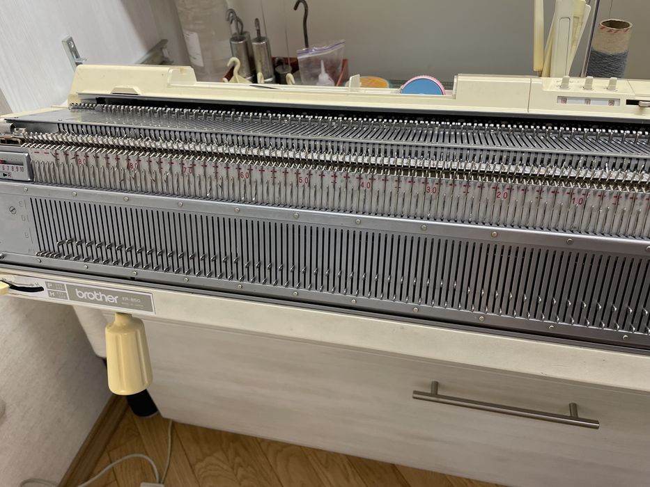 Вязальна машина Brother KR-850 KH-965
