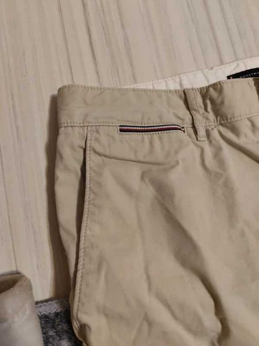 męskie spodenki szorty rozm. M firmy Tommy Hilfiger