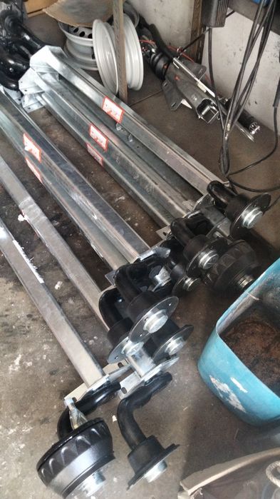 eixos-rodas-reparaçao de reboque/atrelado