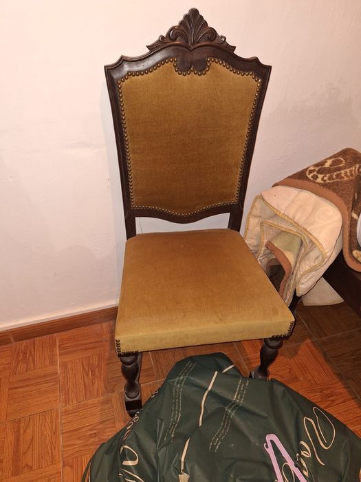 Mobilia de quarto antiga