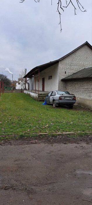 Автомийка, склад з рампою, сховище