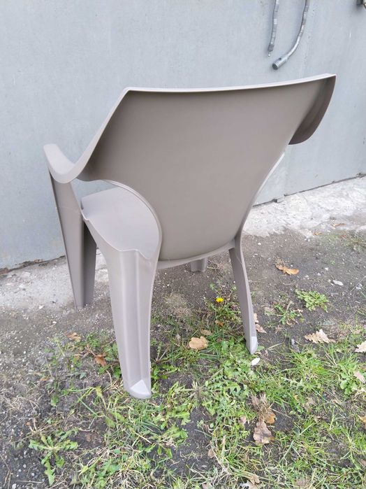 OKAZJA Krzesło ogrodowe plastikowe Dante Cappuccino Low Back