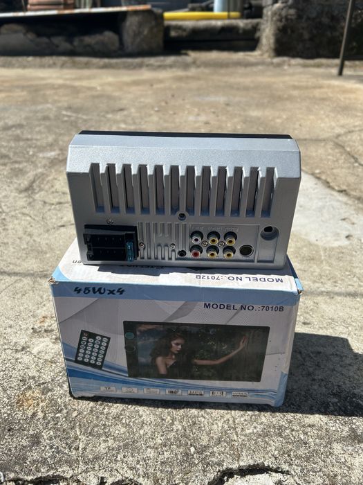 Vendo dois radios para carro