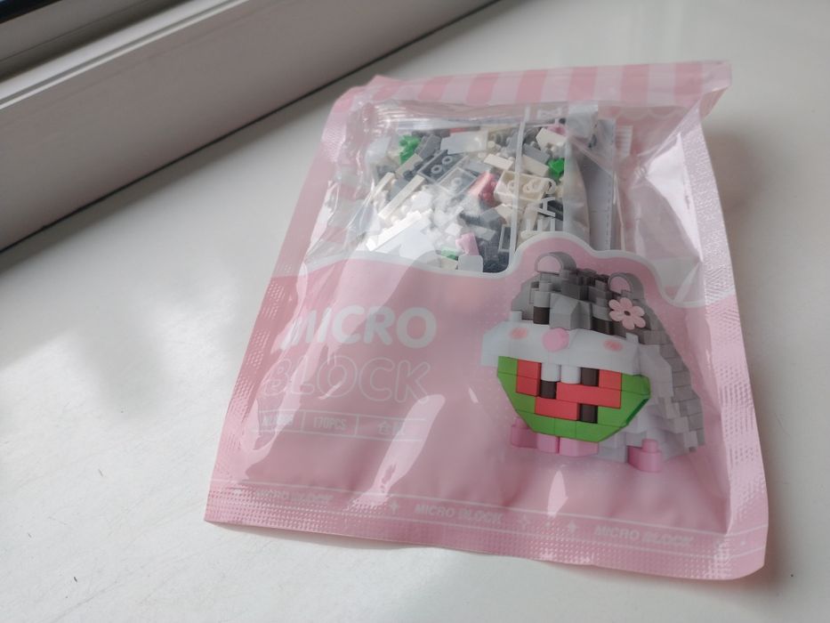 Klocki figurka 3d lego Bricks królik z arbuzem Wielkanoc prezent