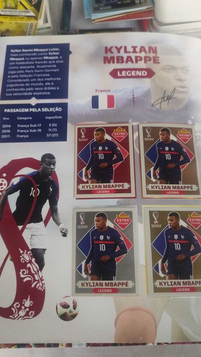 Caderneta Especial com todos os Cromos Legends mundial 2022 catar
