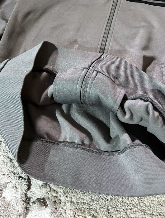 олімпійка Sergio Tacchini