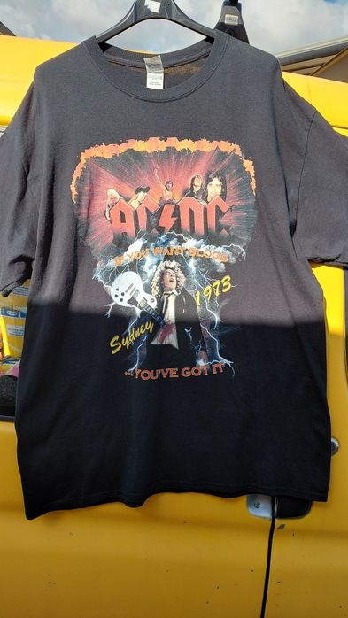 Koszulka bawełniana z nadrukiem AC/DC