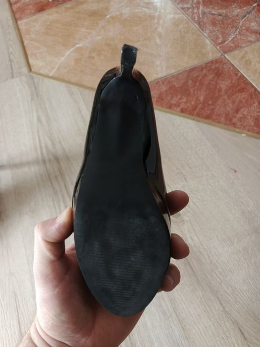 Buty damskie na obcasie