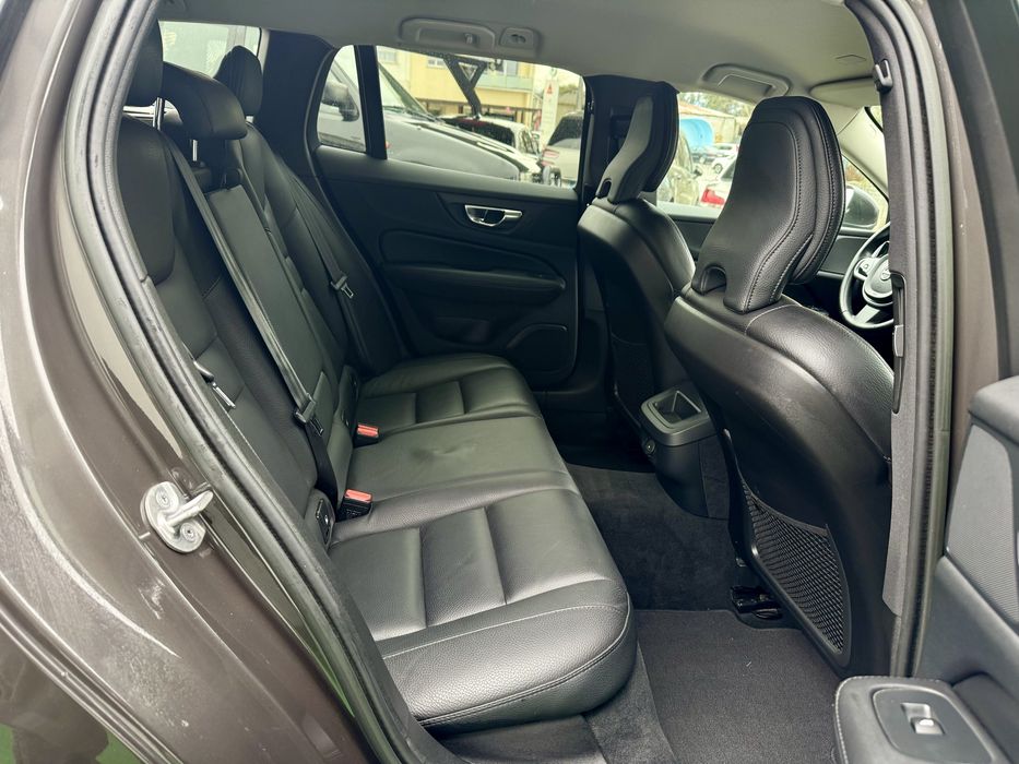 Volvo V60 2.0 B4 Plus Bright