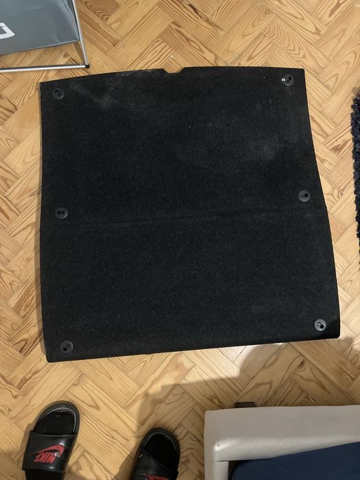 Cobertura inferior da mala BMW 1 (F20)   - , de 2011 a 2026