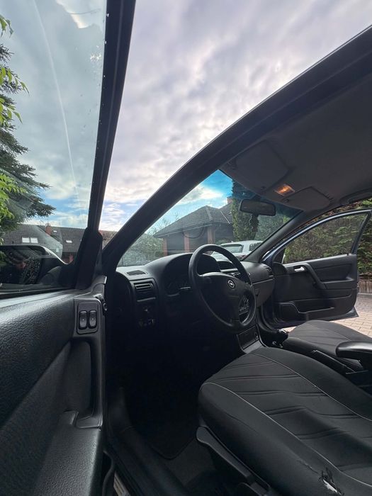Opel Astra 1.6 benzyna
