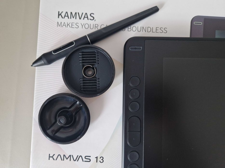 Huion Kamvas 13 tablet graficzny