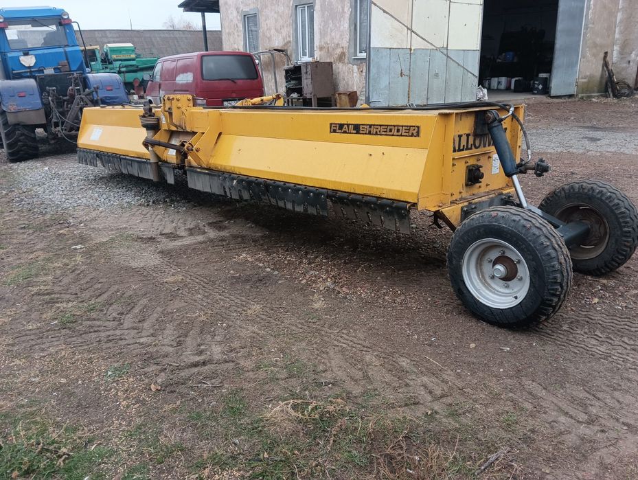 Shredder Подрібнювач пожнивних рештків