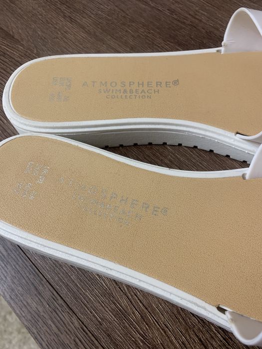 Продам шльопанці жіночі