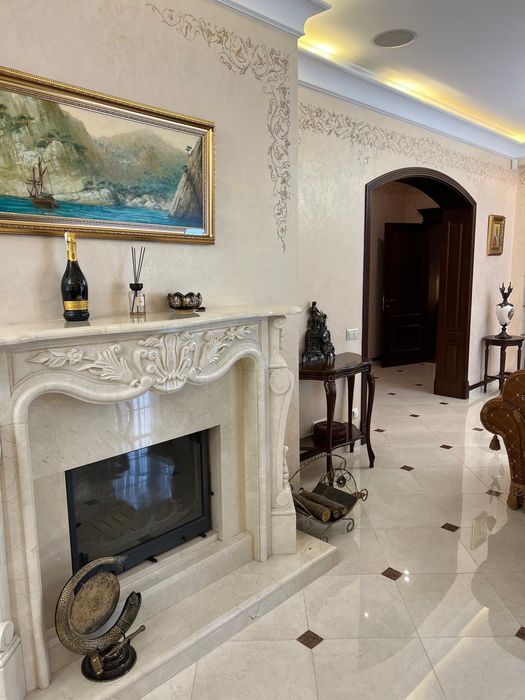 Продаётся VIP дом Киев 18 километров от Крещатика