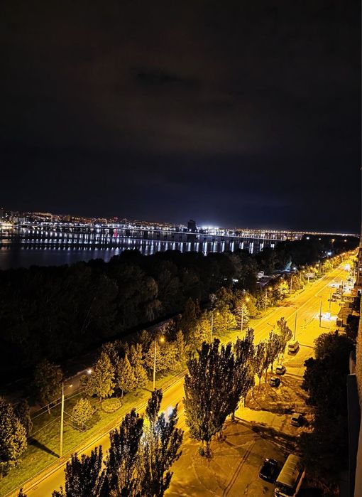 Квартира с видом на Днепр. Солнечный. ТРЦ Вавилон. Посуточно