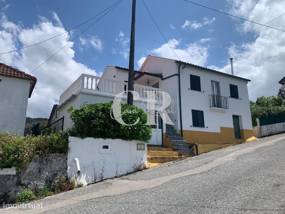 Aconchegante Casa de Campo T2 nas Colinas de Góis com Vistas Deslumbra