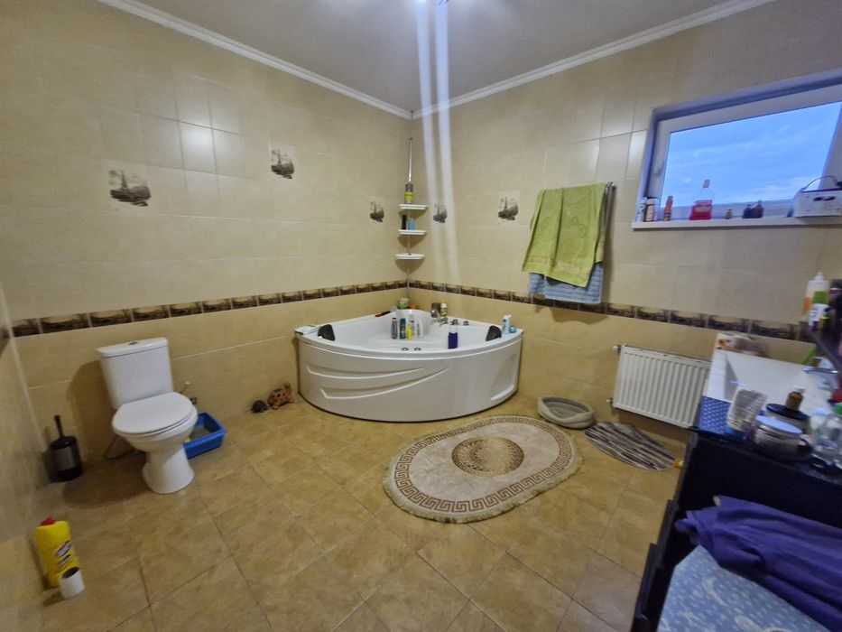 Дом в тихом месте для большой семьи