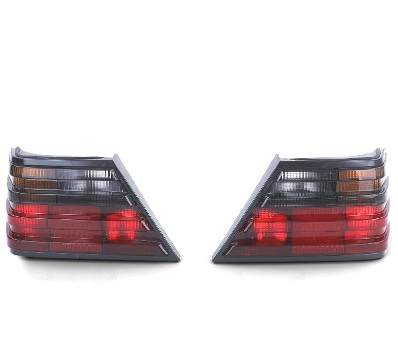 FAROLINS MERCEDES W124 85-93 VERMELHO PRETO