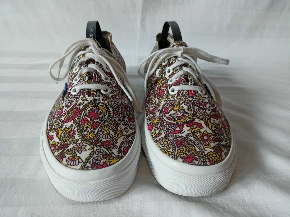 Vans roz. 36,5 -dł. wkł. 23 cm- super stan