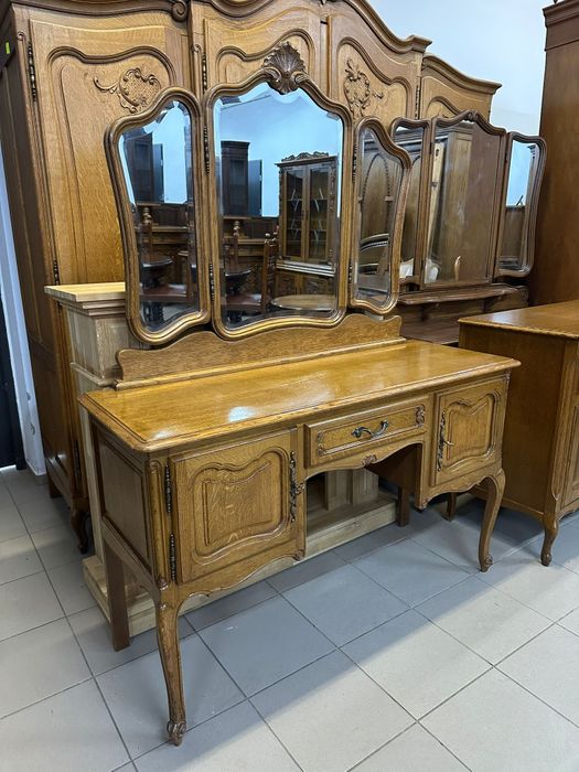 Toaletka w stylu ludwikowskim. Transport cały kraj.