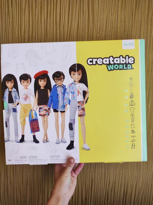 Нова лялька Creatable world от Mattel