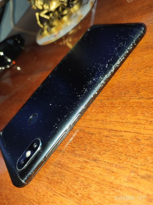 Xiaomi Redmi Note 5 (4/64)