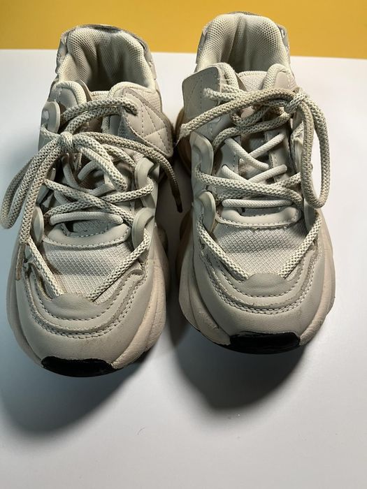 Кросівки  стильні