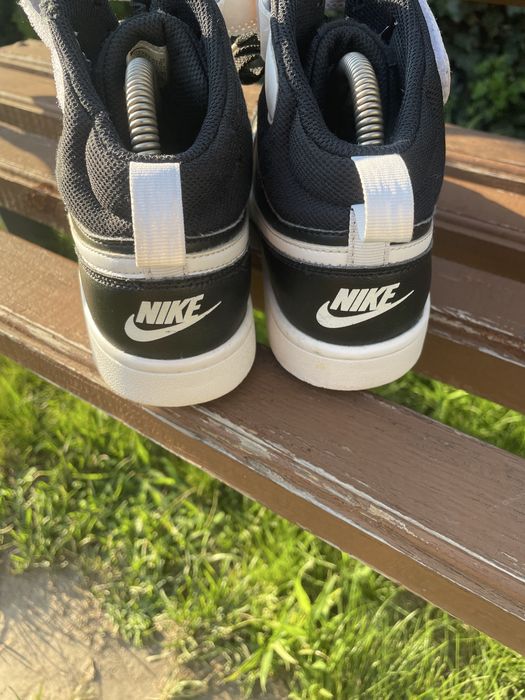 Nike. Високі шкіряні кросівки кеди . Осінь демісезон.