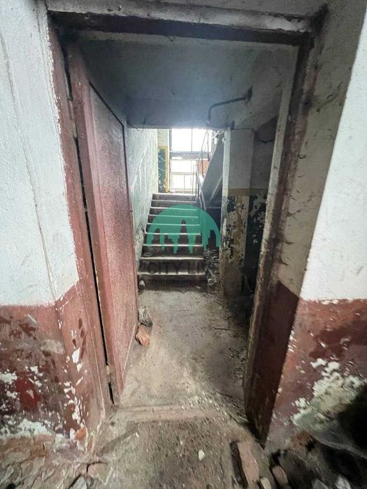 Продається приміщення 857 м2 в с. Комарів, 5 км до траси Н09! (25)