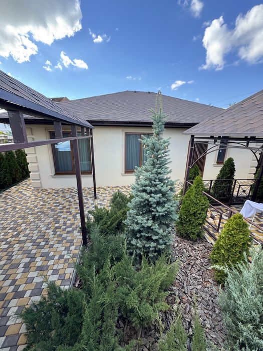 Срочно! Продам одноэтажный дом с бассейном, современный новый ремонт