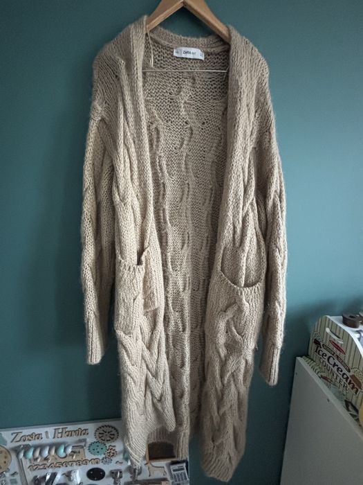 Długi sweter kardigan Zara