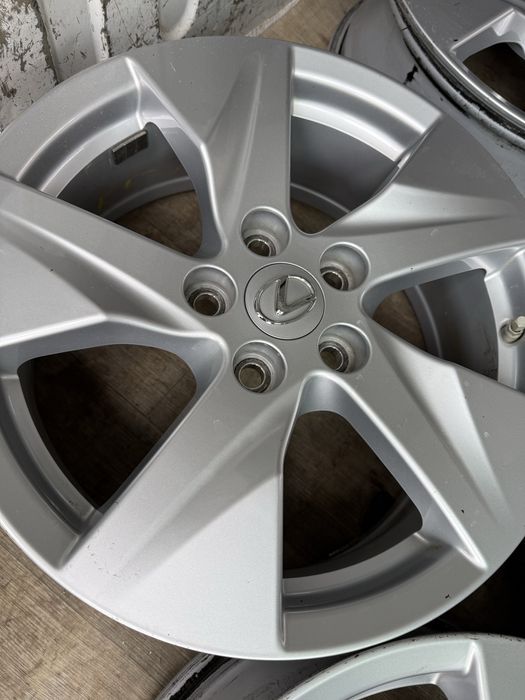 Продам диски Лексус
