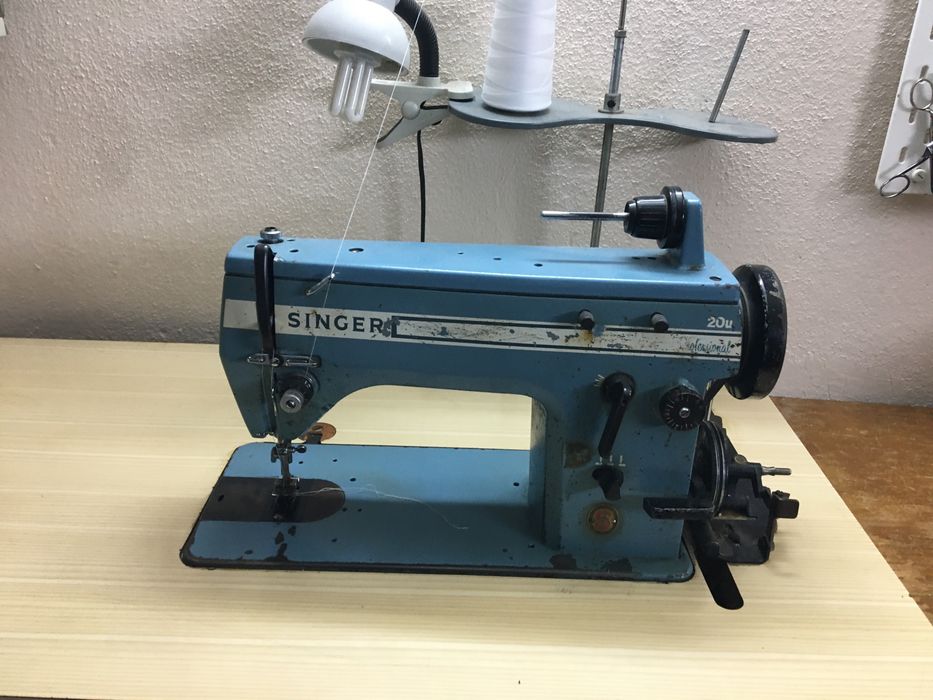 Maquina costura profissional