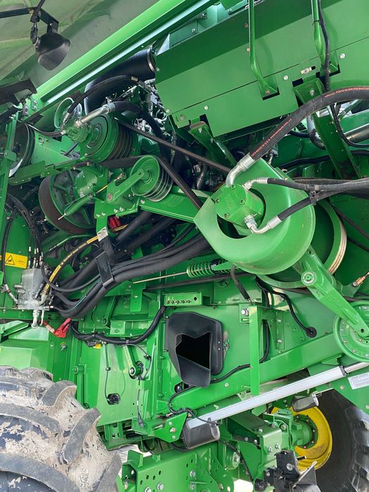 Продам комбайн  John Deere S680i 2012р