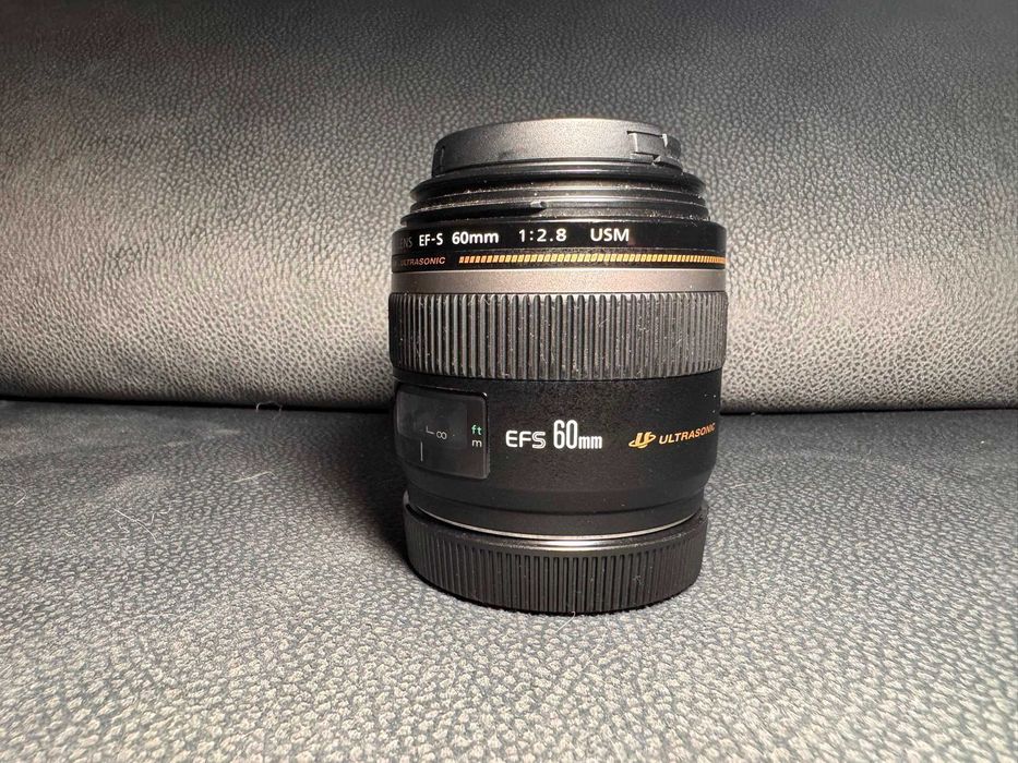 Objetiva Canon EF 60mm Ultrasonic F2.8